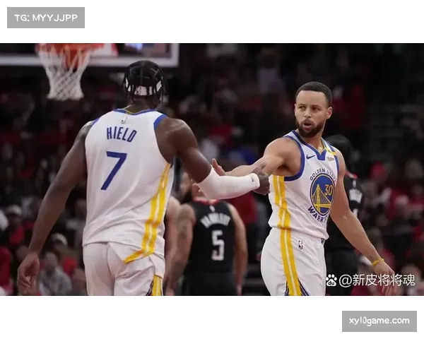 勇士库里巴特勒健康成变数，老将球队面临体能分配挑战